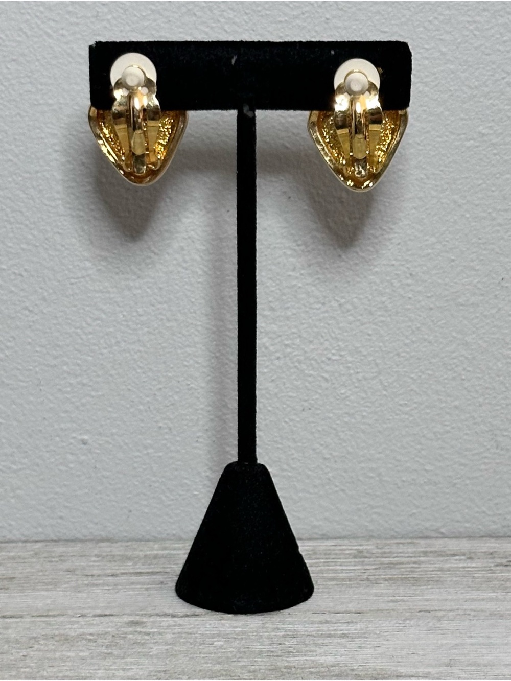 Vintage S.A.L. Swarovski America Ltd Ruby Red Crystal Clip On Earrings Gold Tone View 6